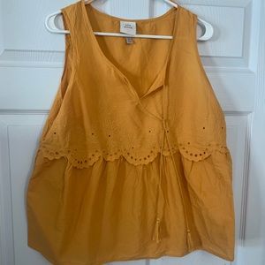 Target Knox Rose mustard tank w cute details